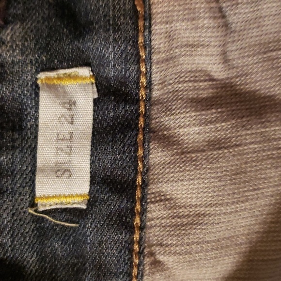 Madewell burmuda distressed shorts - Picture 7 of 7